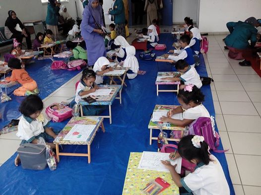 Anak-anak TK mengikuti kagiatan yang dilanksankan Pendidikan Guru-Pendidikan Anak Usia Dini, Unsyiah. Dok.Rifqi Saputra