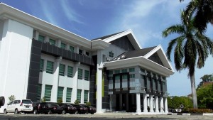 Gedung Birokrat Unsiversitas Syiah Kuala (Riska Iwantoni/DETaK)
