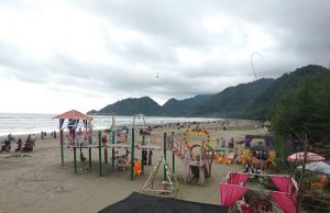 Pantai Cemara Indah Kota Naga